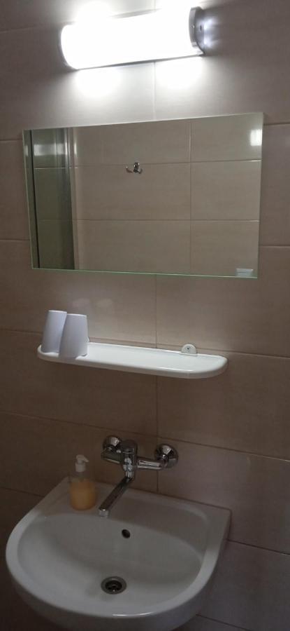 Hotel Krokus Kamienna Gora Ngoại thất bức ảnh